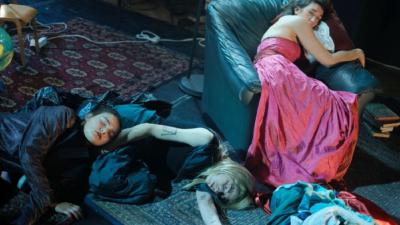 Image Nataša Kopeč: TRI SESTRE FAKE